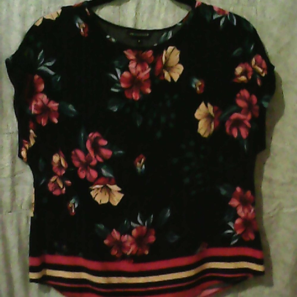 Peacocks Black Floral print top